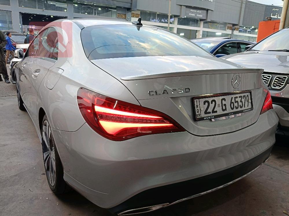 Mercedes-Benz CLA